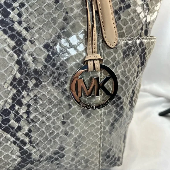 MICHAEL Michael Kors Jet Set Khaki/Gray Python Effect Leather Tote w/ DustbagNWT